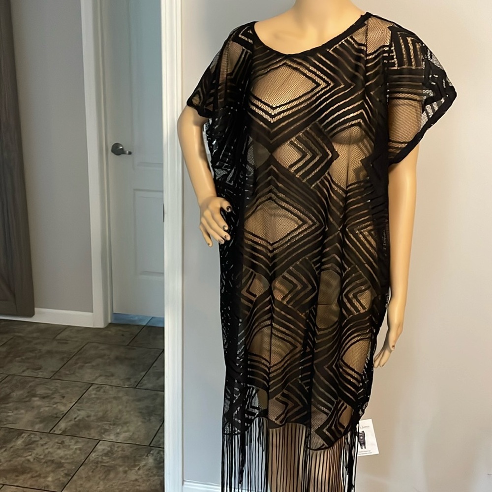 Kendall & James NWT Coverup OS